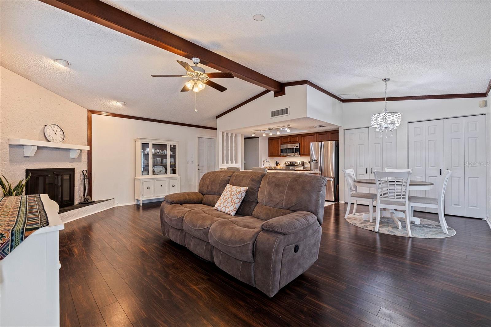 Image 11 of 31 For 6434 107th Terrace N