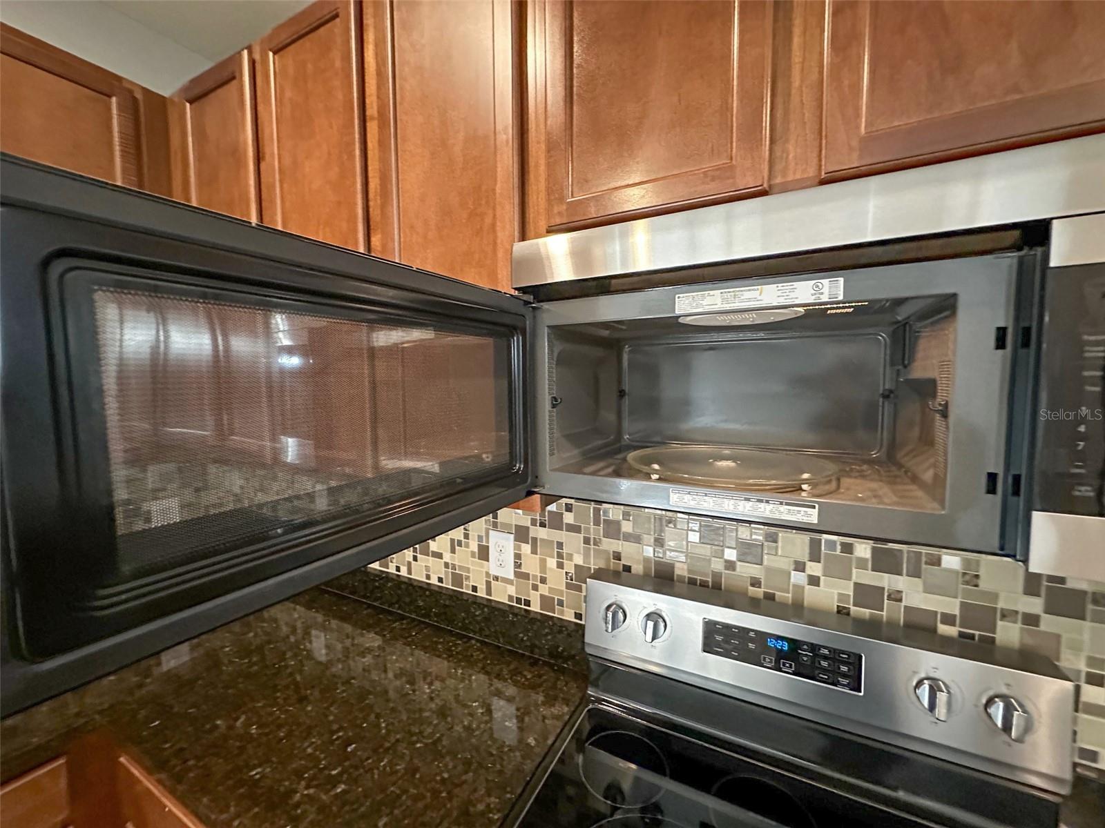 Image 11 of 64 For 14157 Stowbridge Avenue
