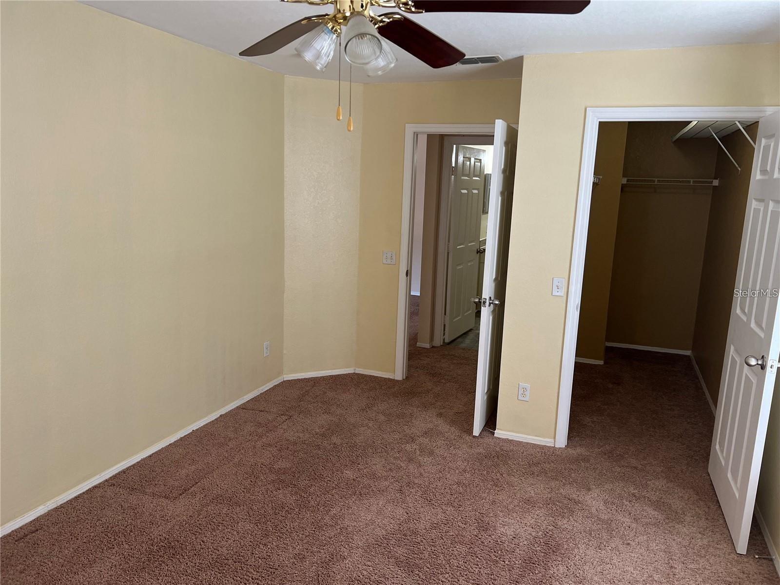 Listing photo id 8 for 36320 Stonewood Lane 202