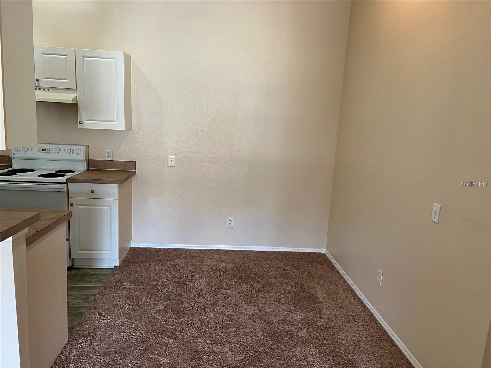 Listing photo id 5 for 36320 Stonewood Lane 202
