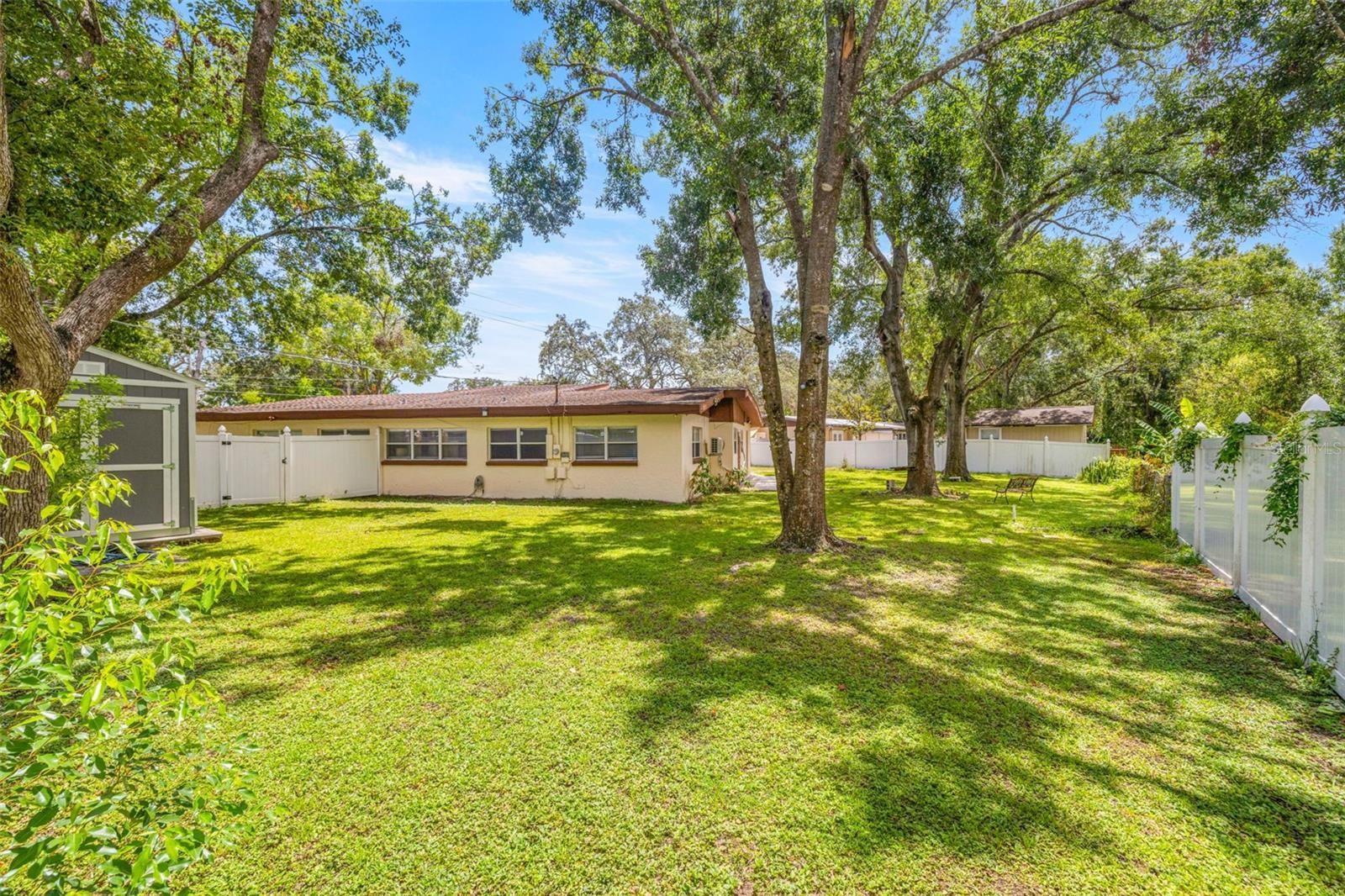 Image 37 of 51 For 11608 Boulevard