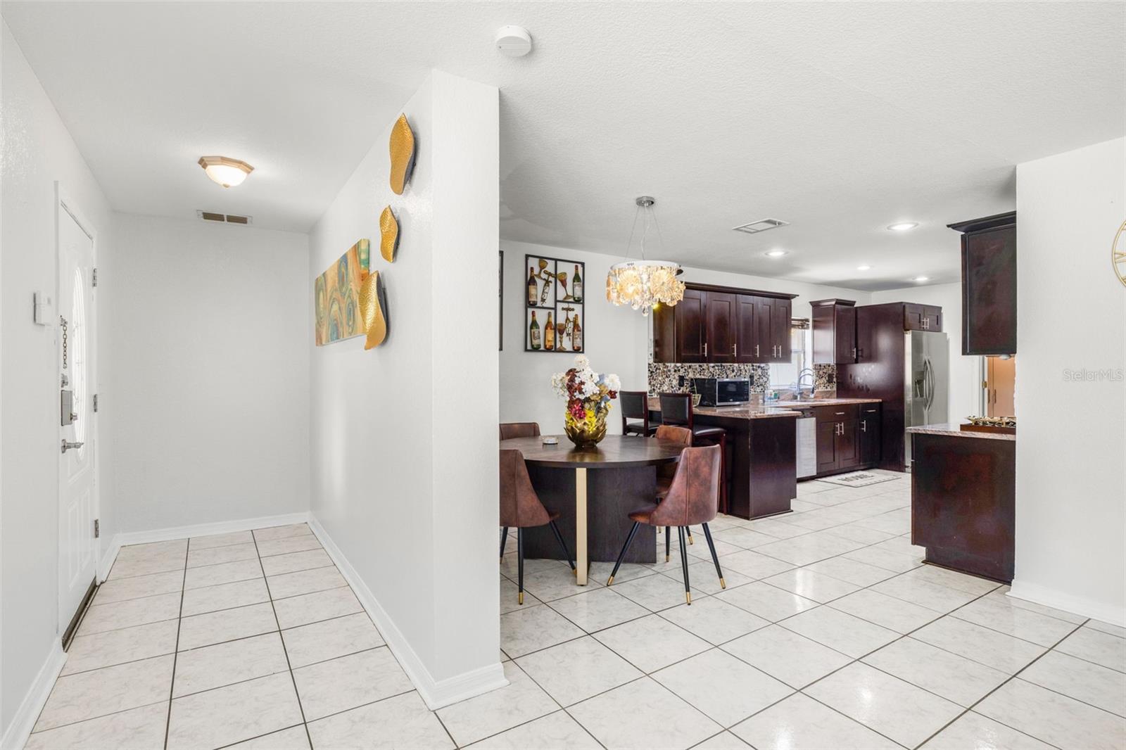 Image 6 of 51 For 11608 Boulevard