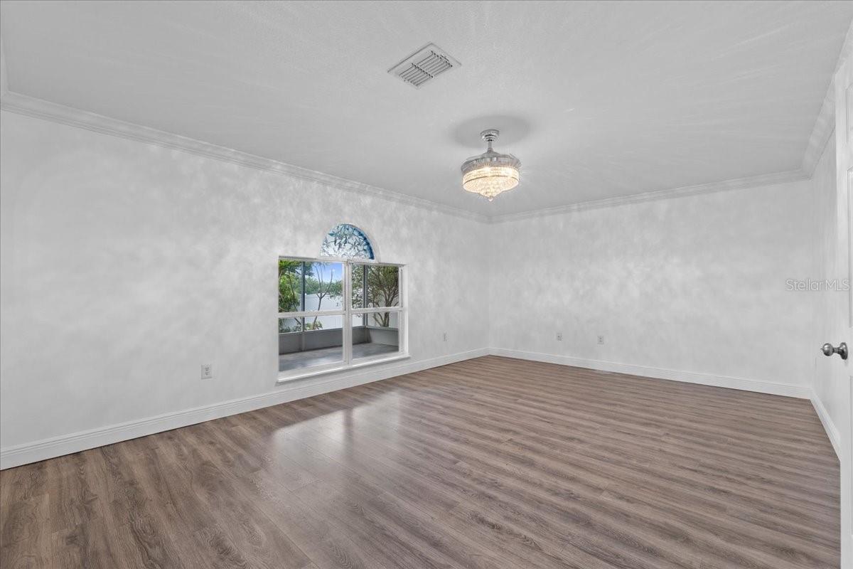 Image 15 of 31 For 1067 Ronlin Street
