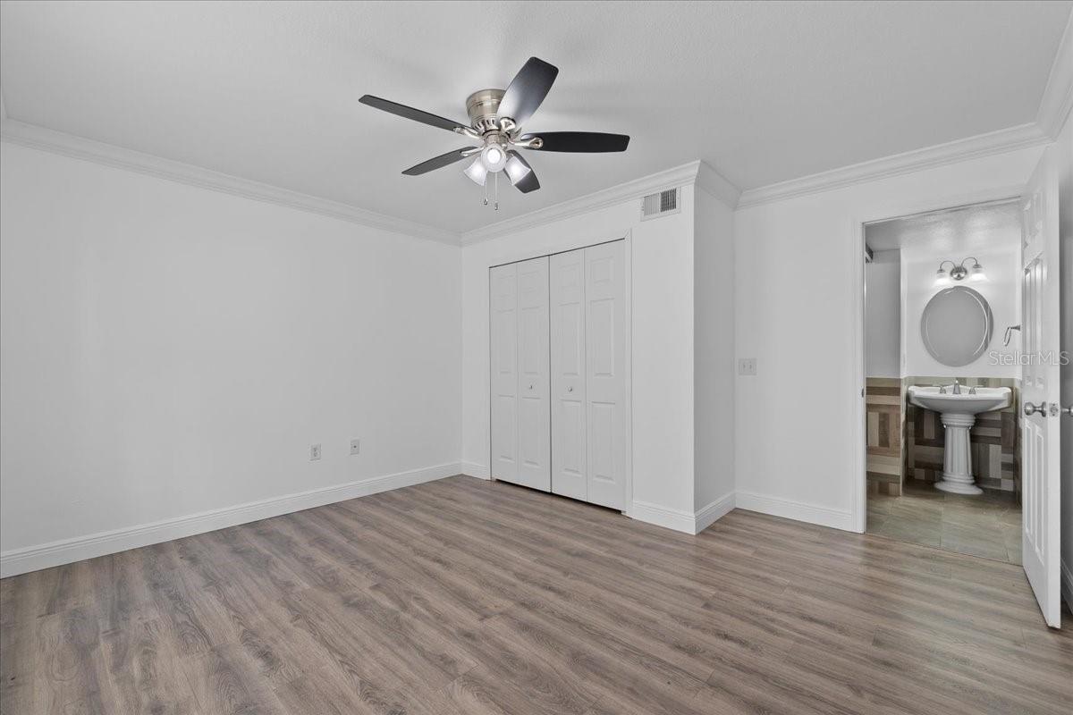 Image 16 of 31 For 1067 Ronlin Street