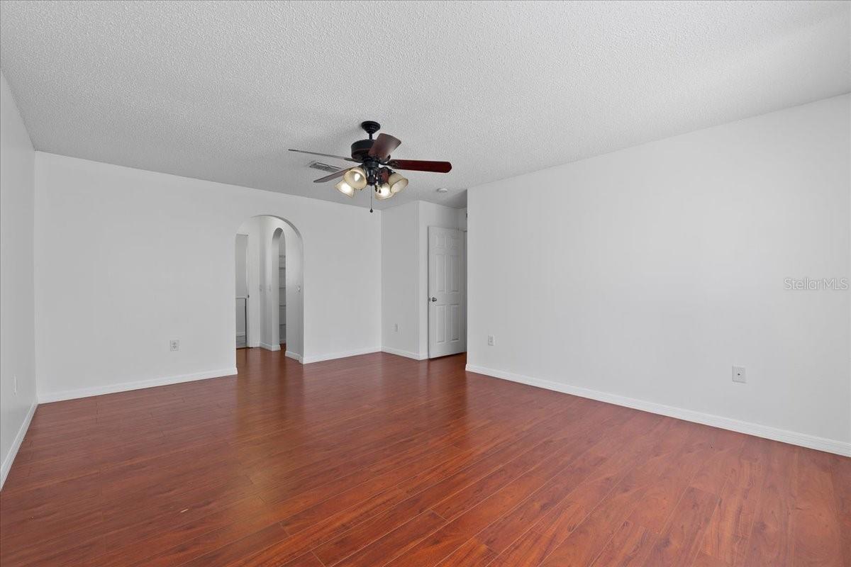 Image 19 of 31 For 1067 Ronlin Street