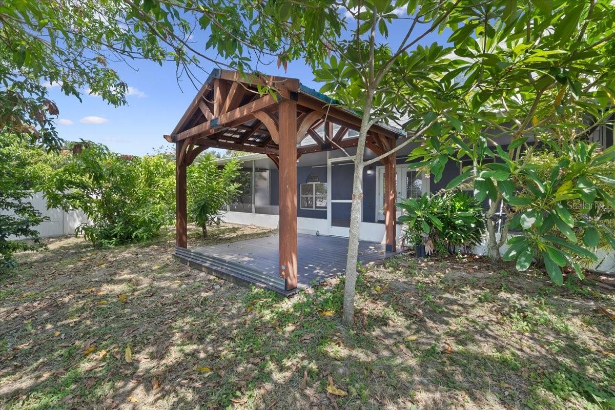 Image 4 of 31 For 1067 Ronlin Street