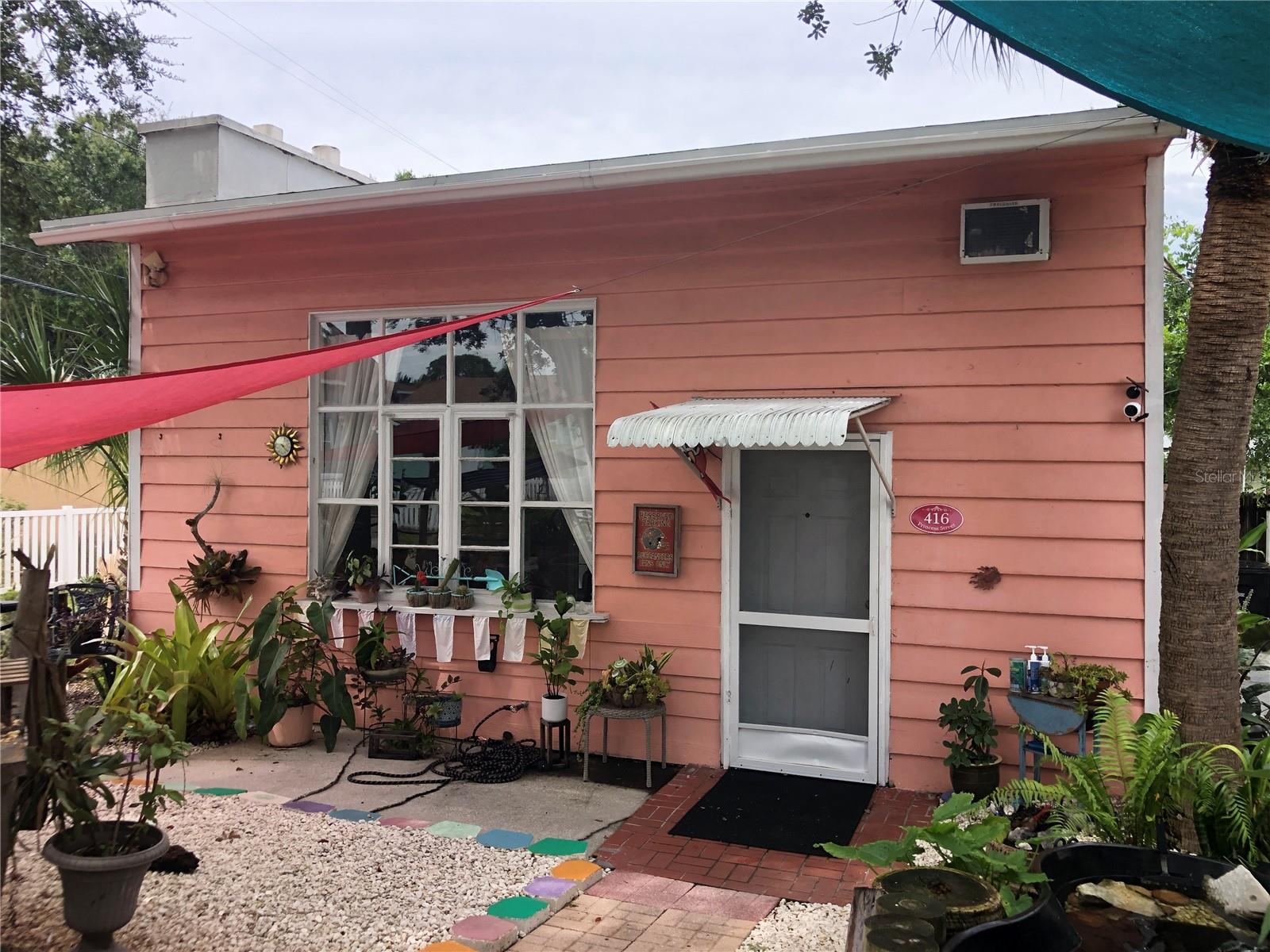 Image 6 of 17 For 416 Princess Street