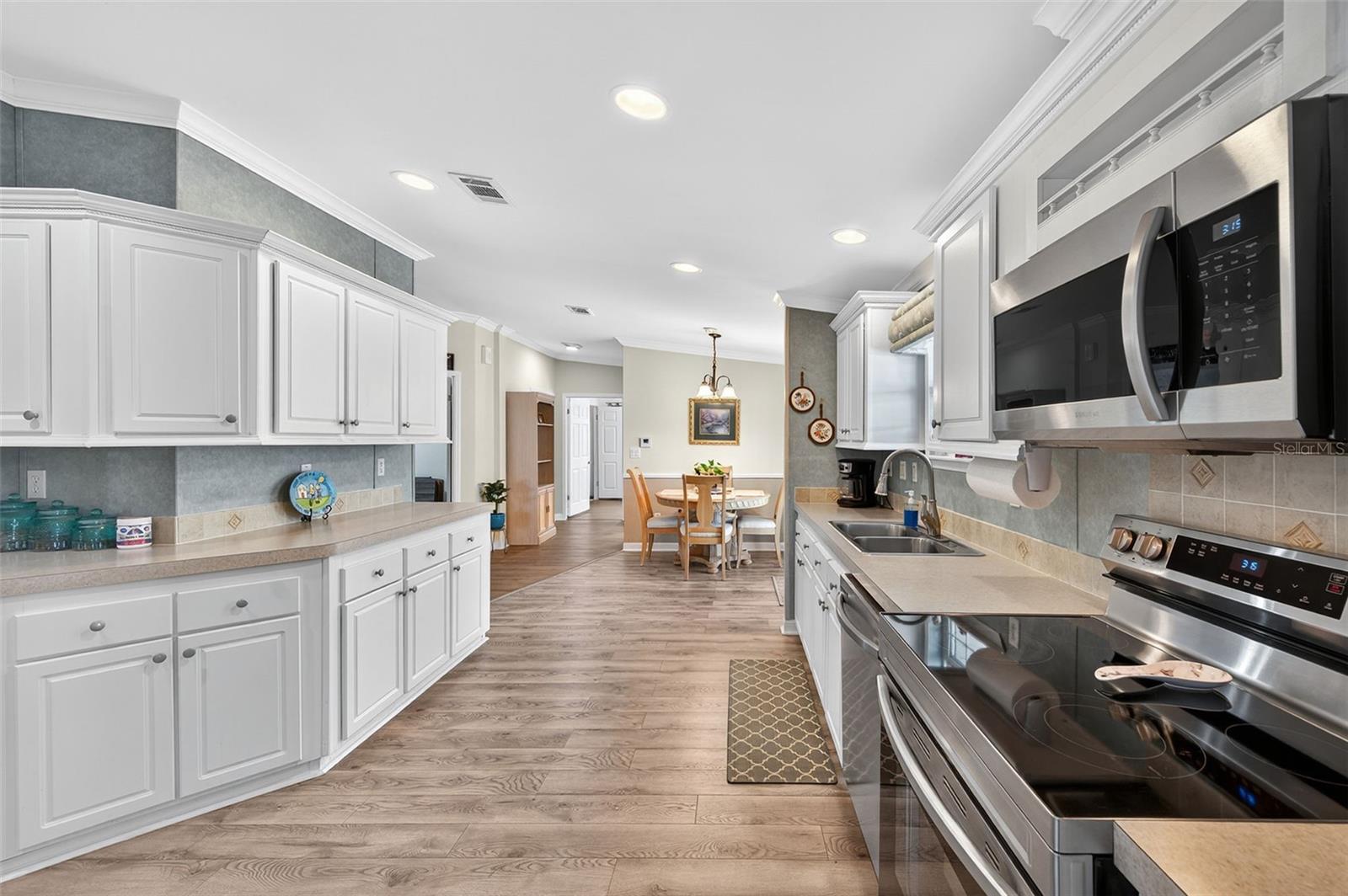 Image 24 of 47 For 7149 Naranja Street