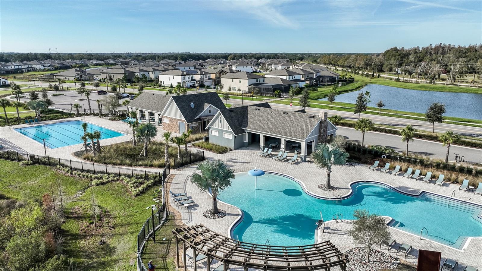 Image 8 of 11 For 9914 Surrey Rose Drive