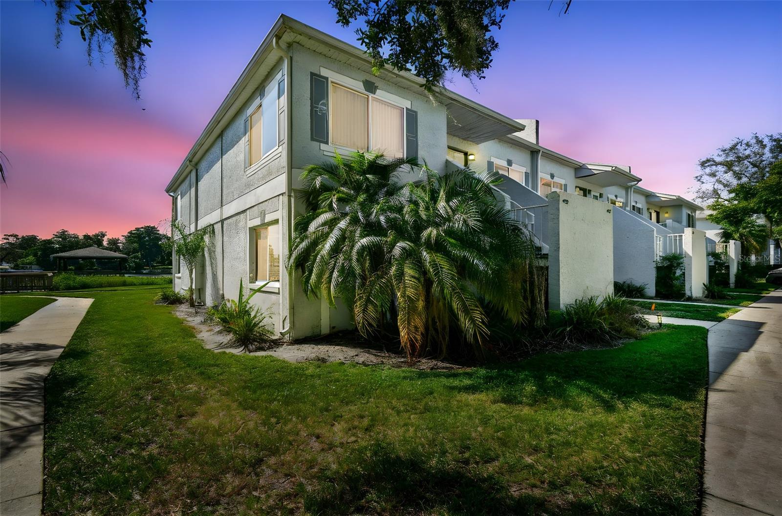 Image 3 of 97 For 4125 Dolphin Drive
