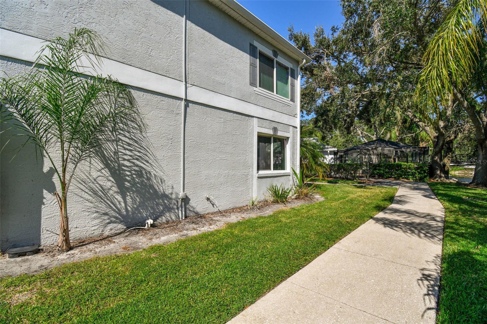 Image 34 of 97 For 4125 Dolphin Drive