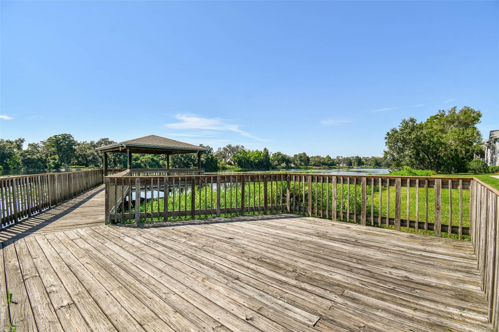 Image 39 of 97 For 4125 Dolphin Drive