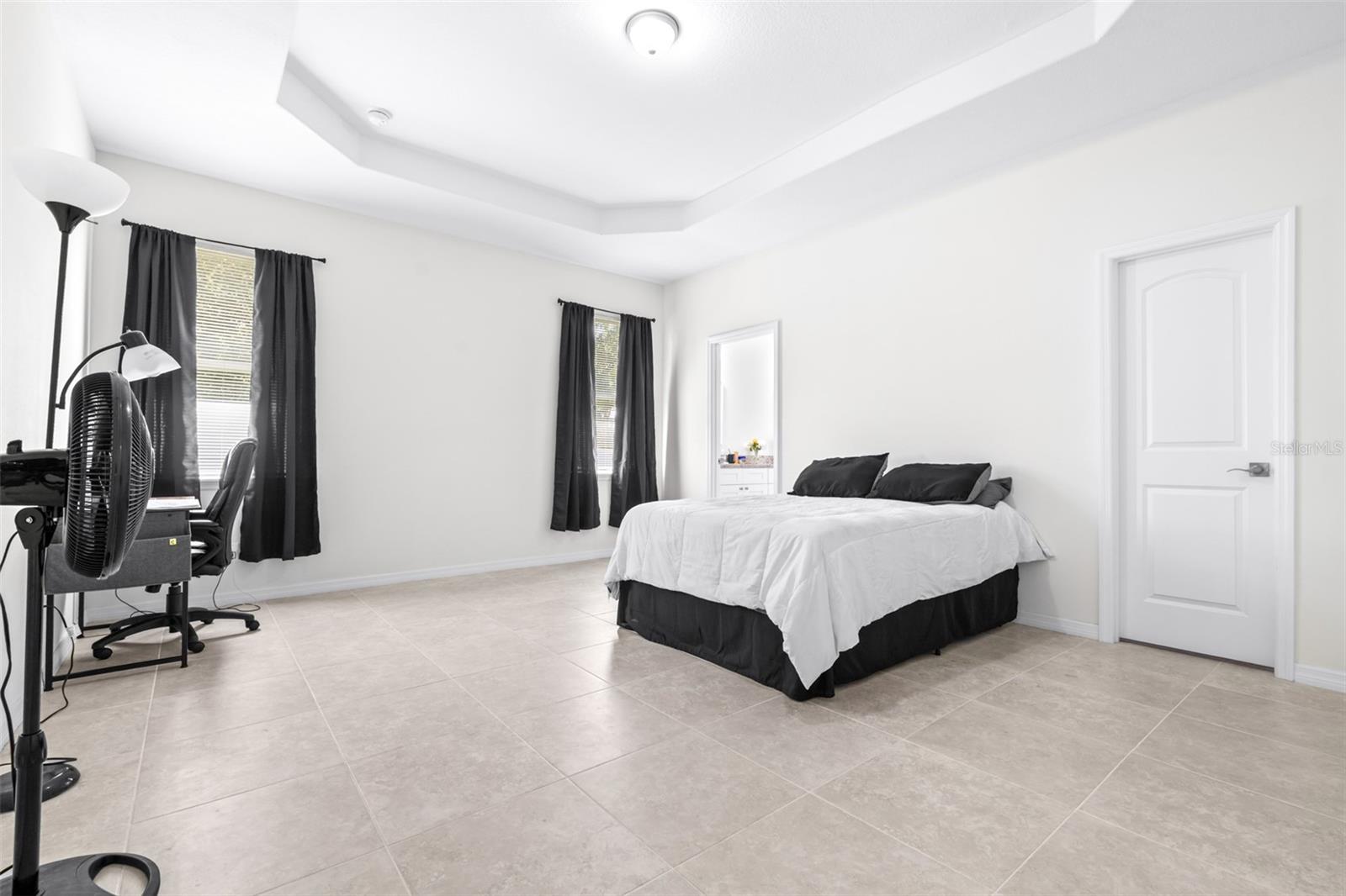 Image 11 of 21 For 7021 Willow Avenue