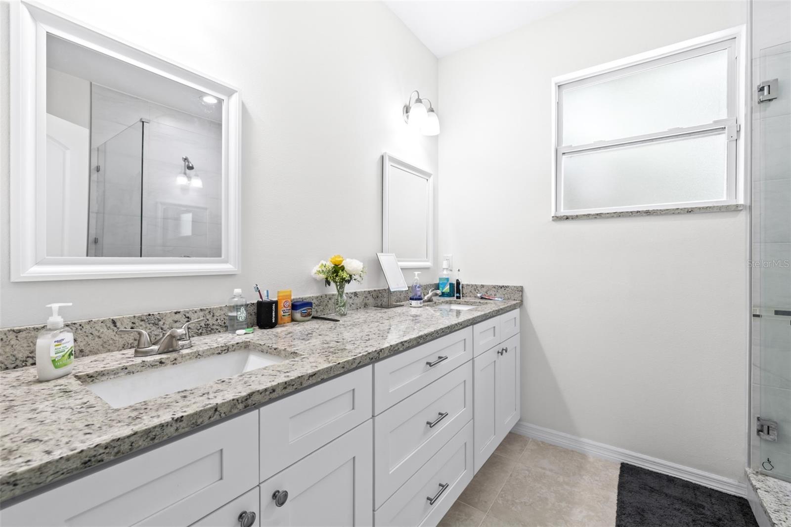 Image 12 of 21 For 7021 Willow Avenue