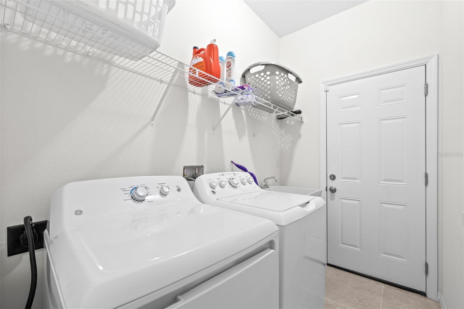 Image 19 of 21 For 7021 Willow Avenue