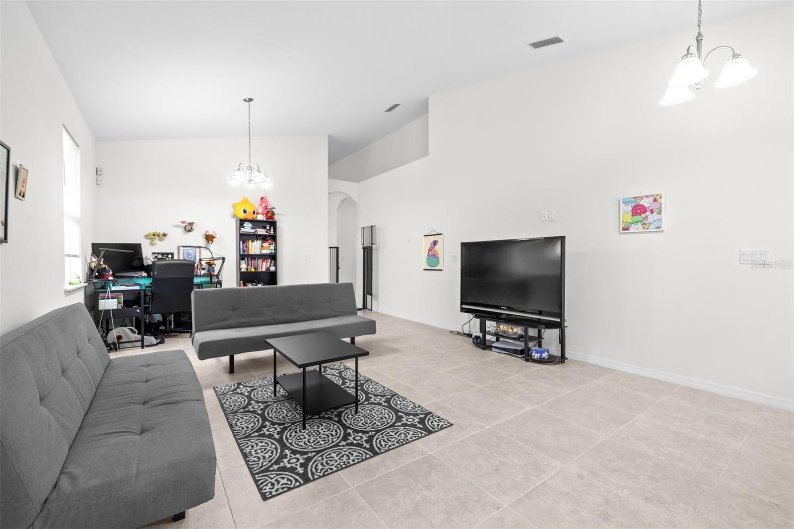 Image 3 of 21 For 7021 Willow Avenue