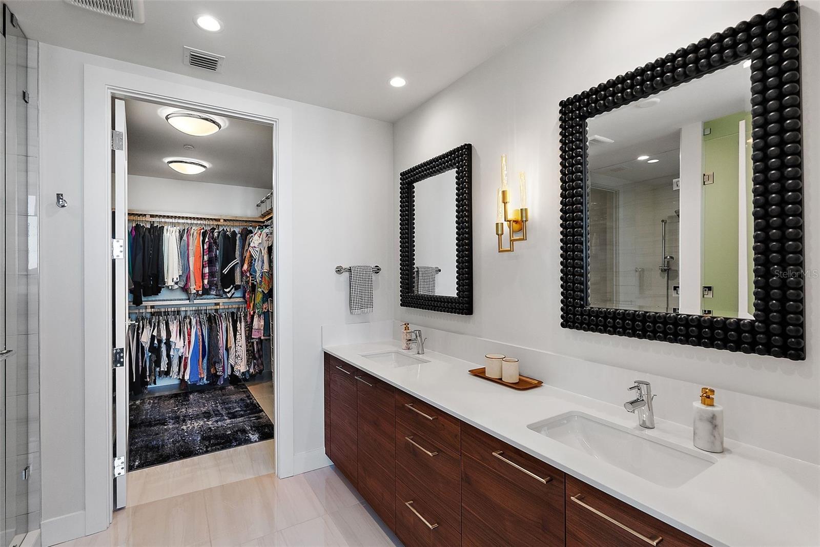 Image 21 of 74 For 301 1st Street S 2205
