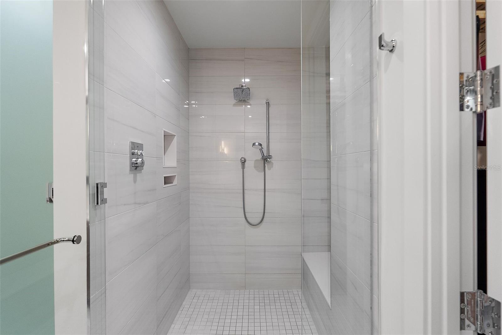 Image 22 of 74 For 301 1st Street S 2205