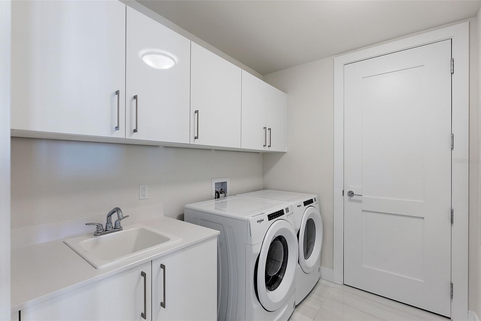 Image 4 of 74 For 301 1st Street S 2205