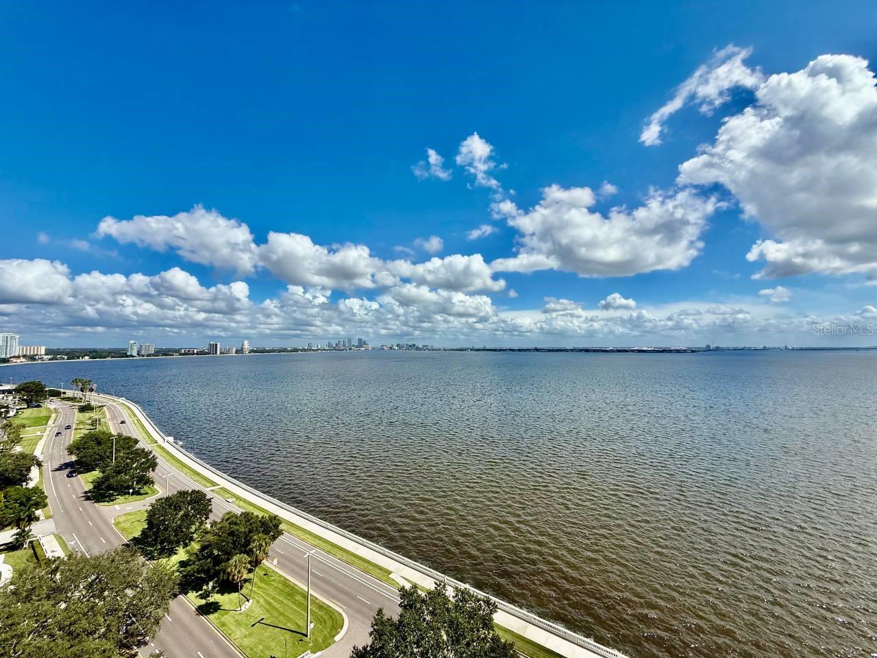 Image 19 of 28 For 4015 Bayshore Boulevard 15a