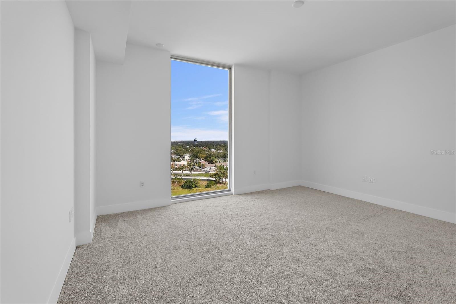 Image 10 of 34 For 777 3rd Avenue N 1203