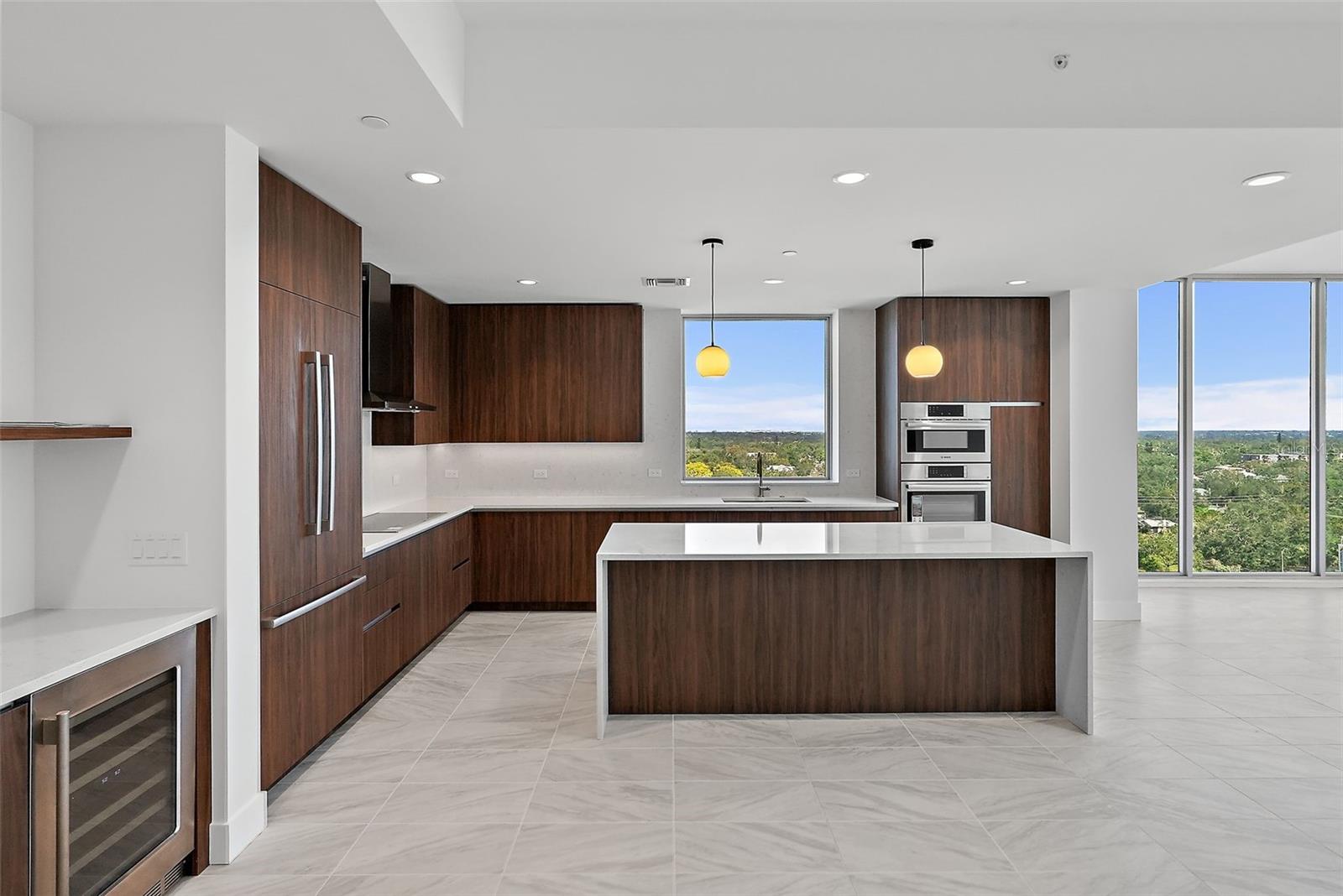 Image 17 of 34 For 777 3rd Avenue N 1203