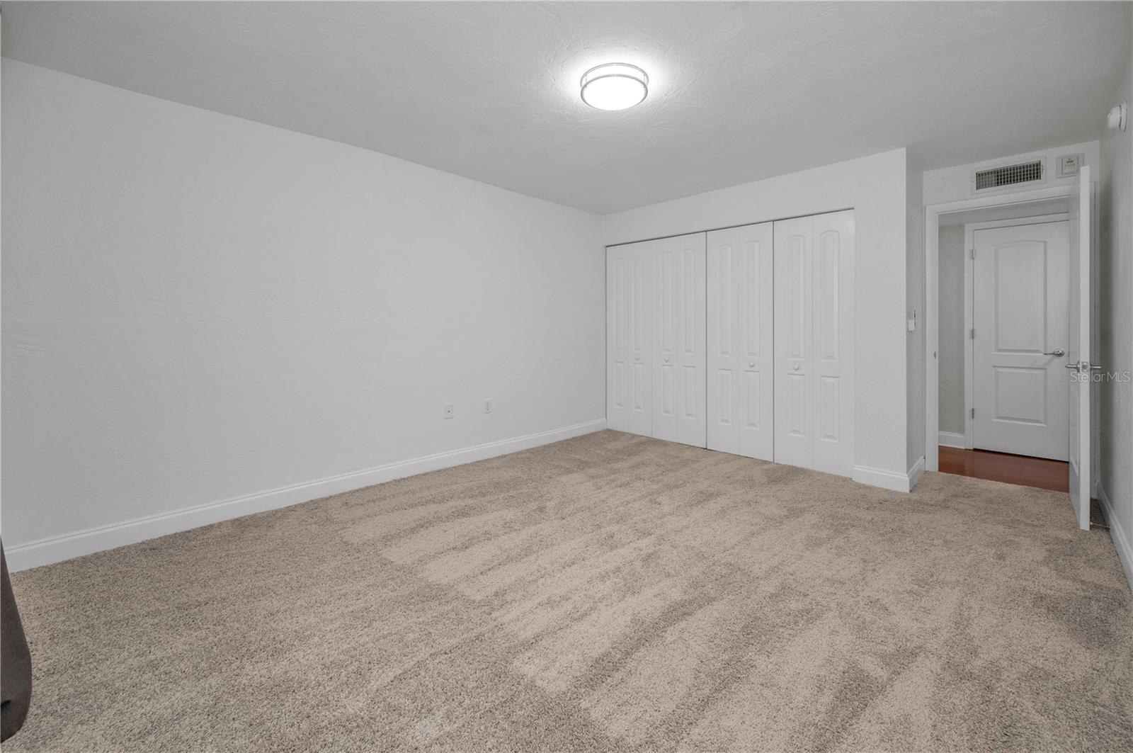 Image 10 of 58 For 210 5th Avenue S 203