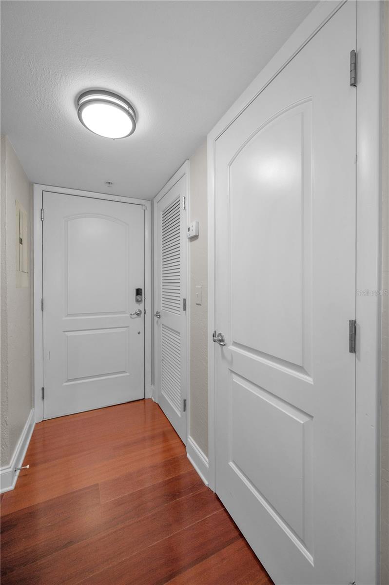 Image 3 of 58 For 210 5th Avenue S 203