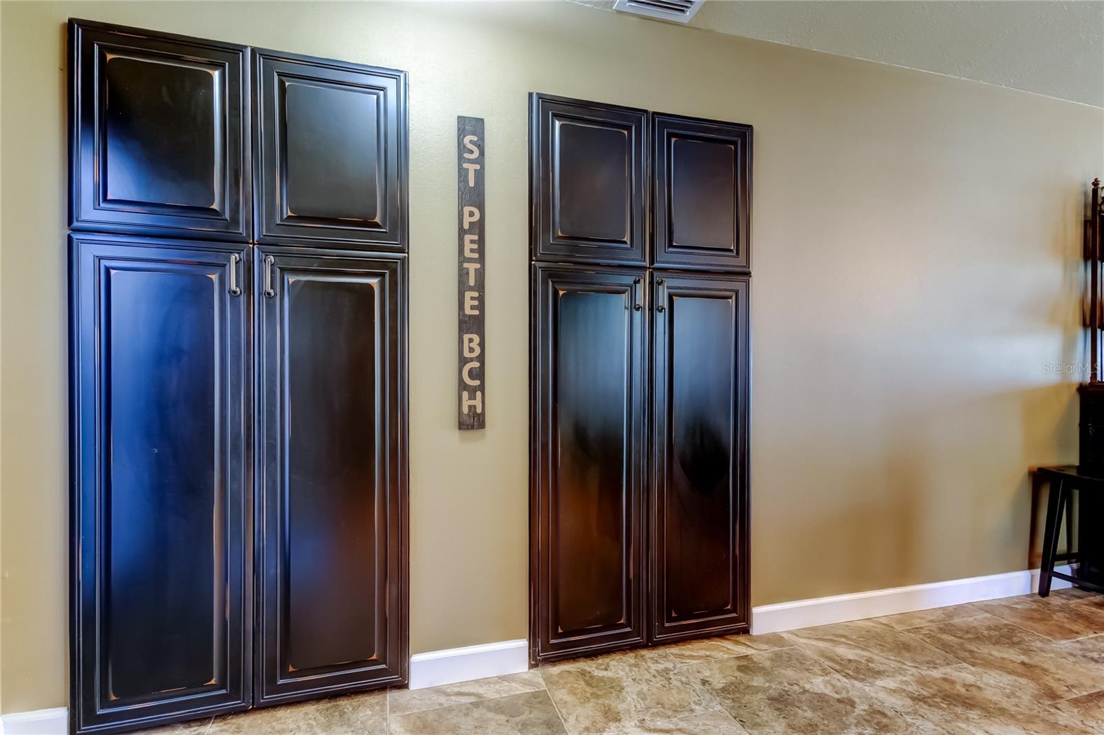Image 14 of 71 For 7003 Sunset Way 1