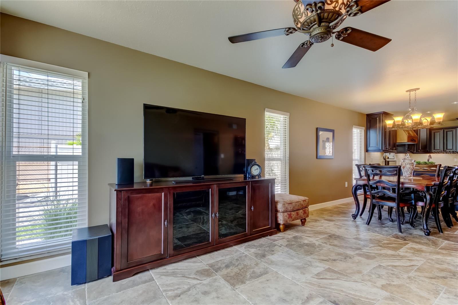 Image 23 of 71 For 7003 Sunset Way 1