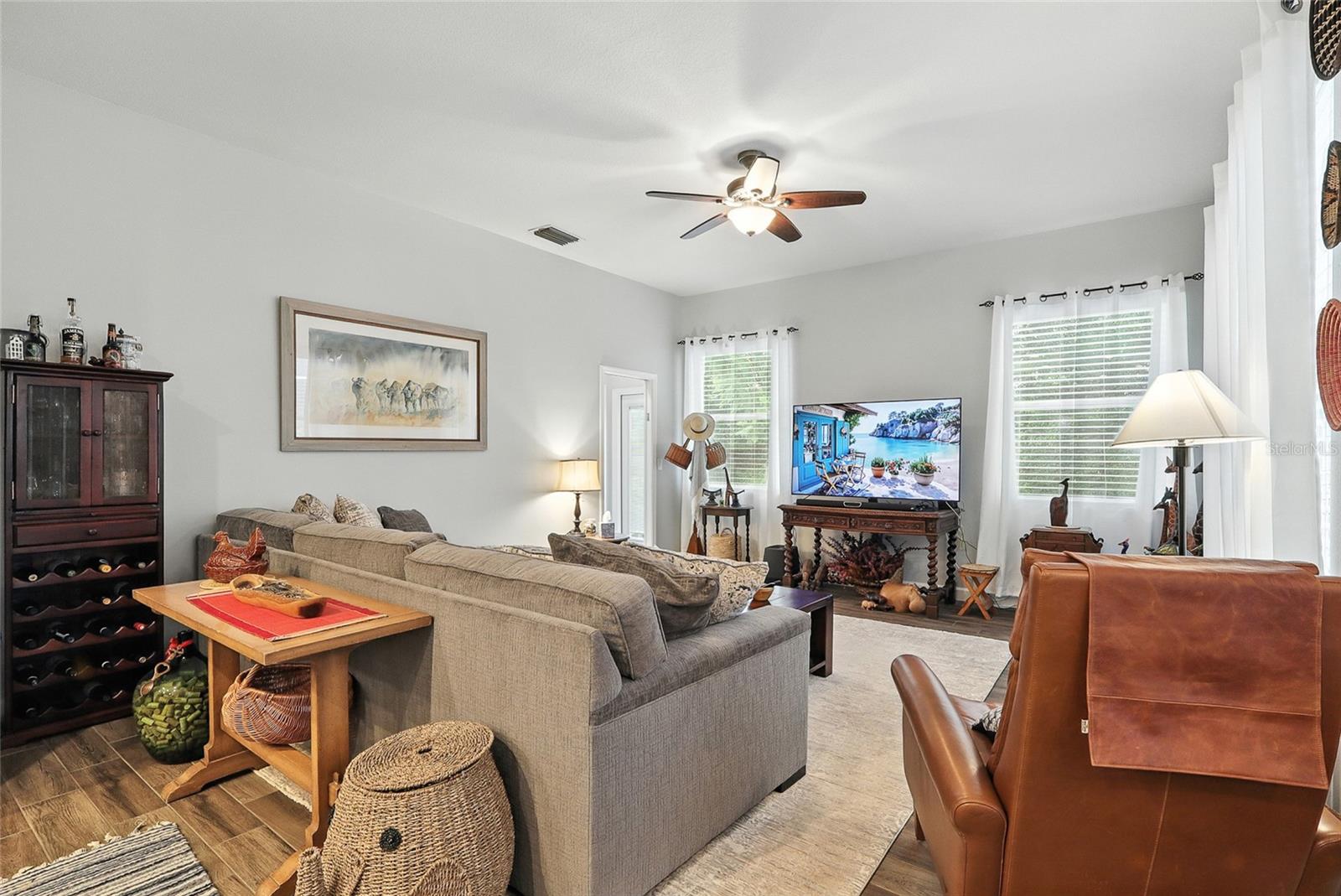 Image 17 of 53 For 4416 Gentrice Drive