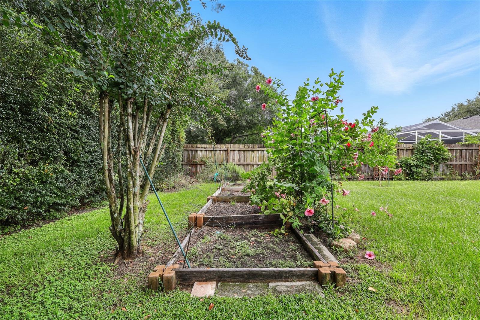Image 40 of 53 For 4416 Gentrice Drive