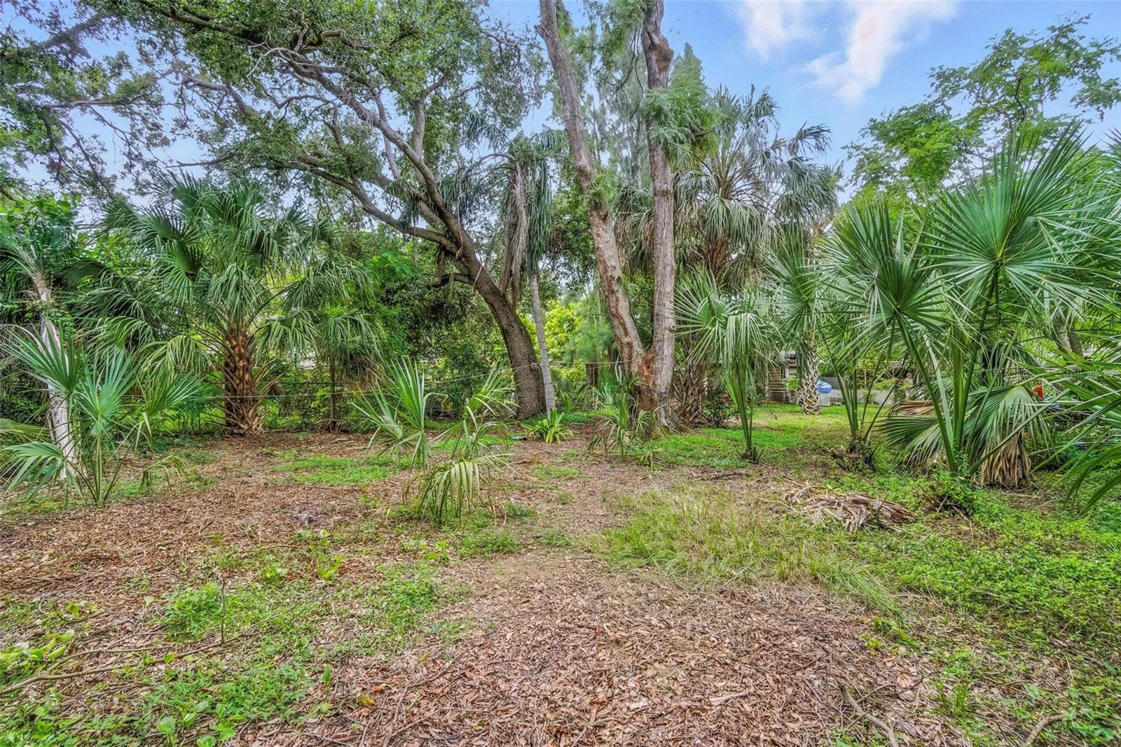Image 14 of 17 For 7643 62nd Street N