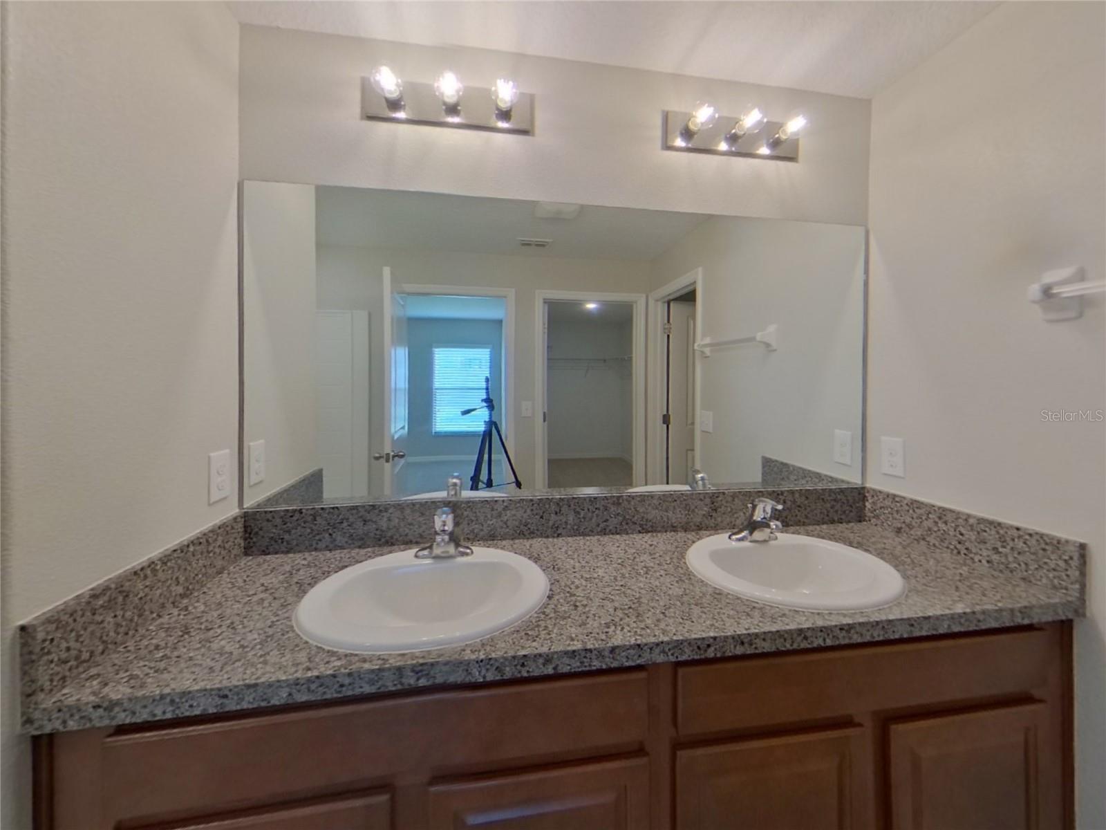 Image 8 of 16 For 9646 Sage Creek Drive