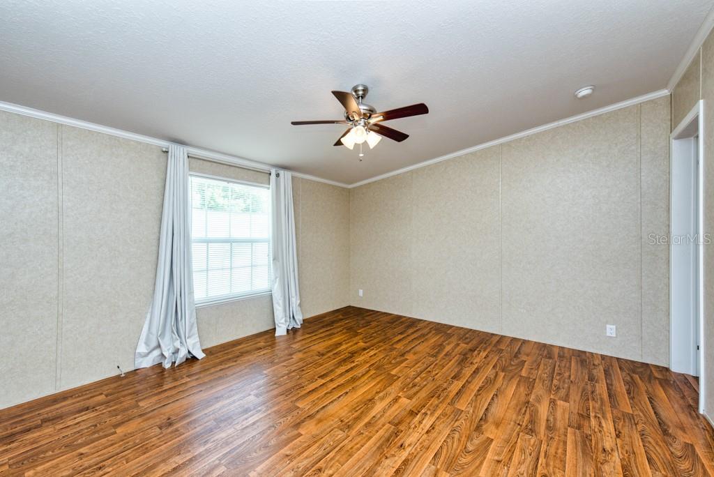 Image 14 of 36 For 810 Frances Drive