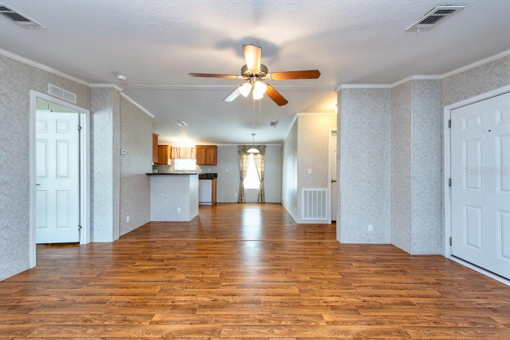 Image 5 of 36 For 810 Frances Drive