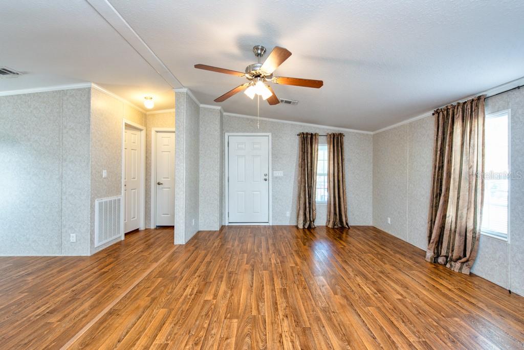 Image 6 of 36 For 810 Frances Drive