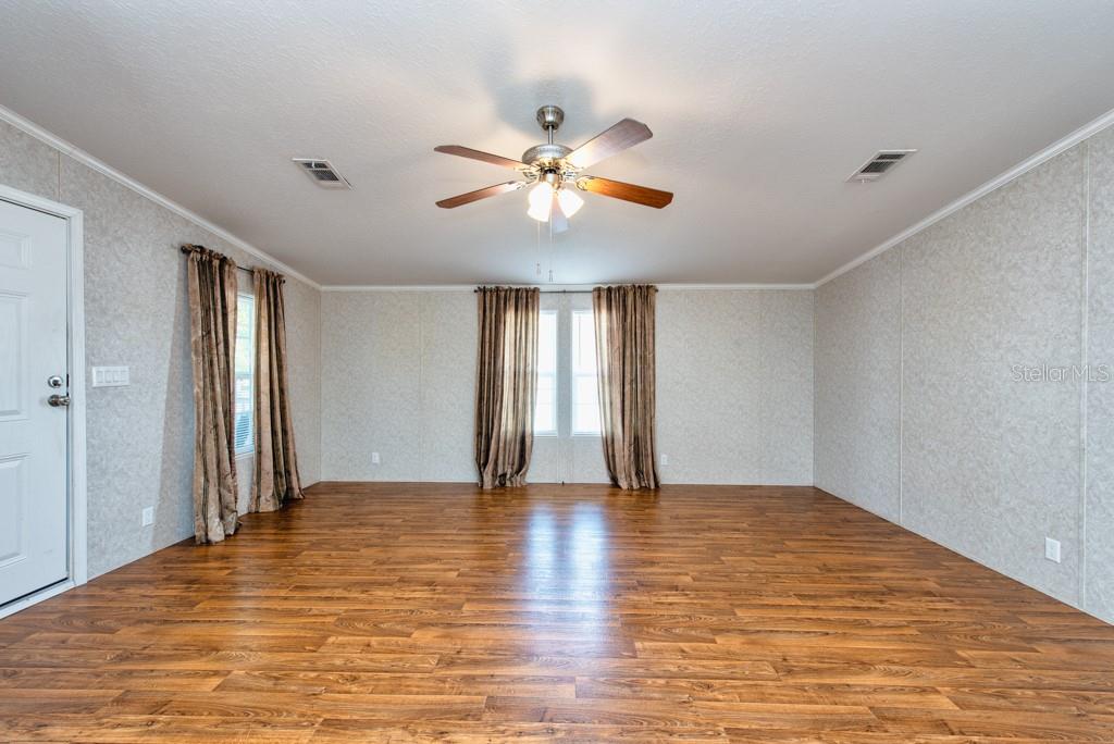Image 7 of 36 For 810 Frances Drive
