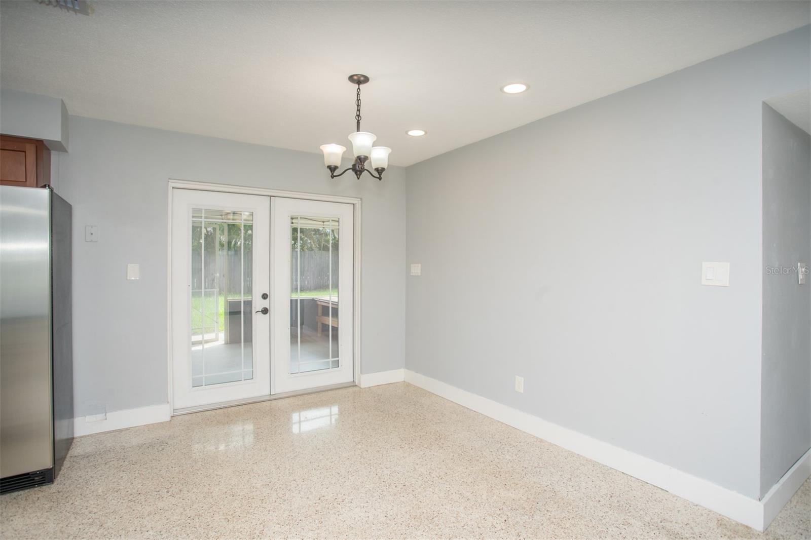 Image 11 of 42 For 6268 34th Avenue N