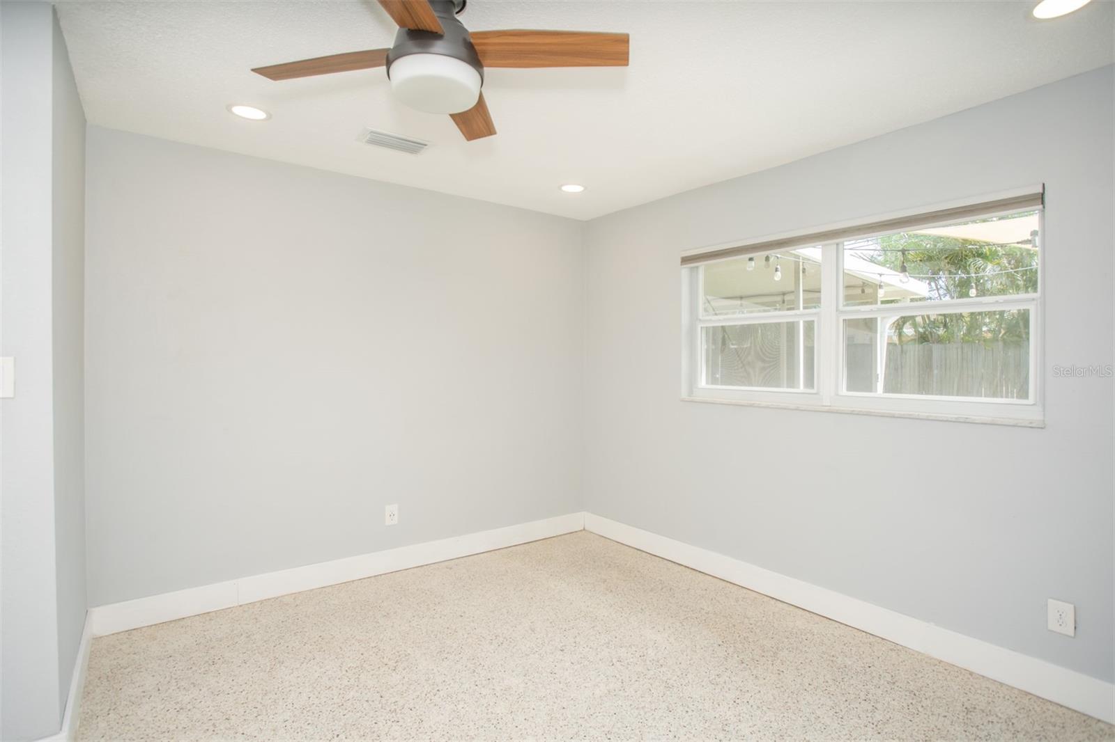Image 14 of 42 For 6268 34th Avenue N
