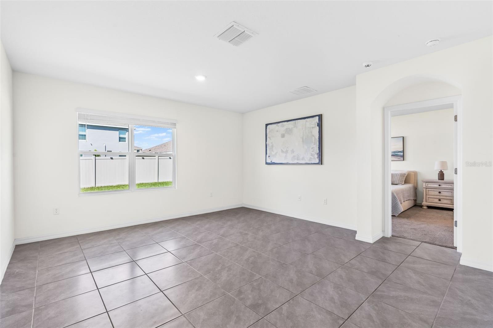 Image 12 of 41 For 33471 Hamilton Hill Ln
