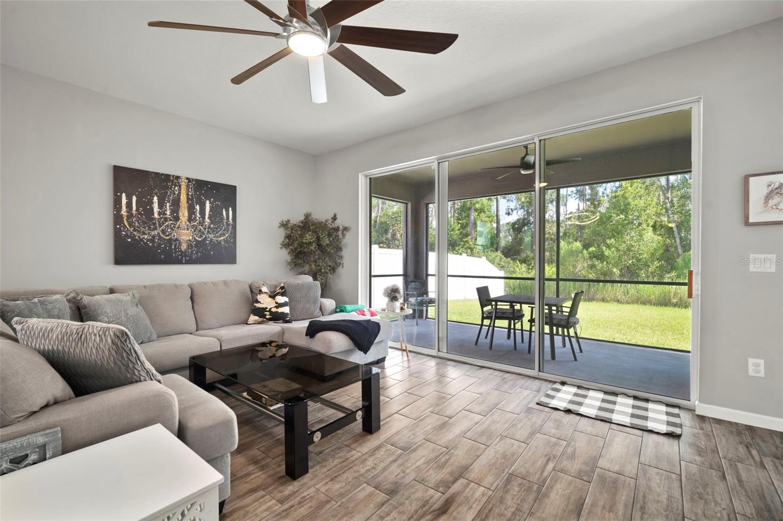 Listing photo id 21 for 13223 Baby Belle Drive