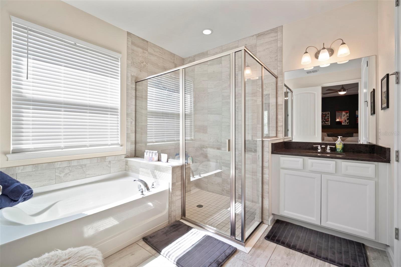Listing photo id 29 for 13223 Baby Belle Drive