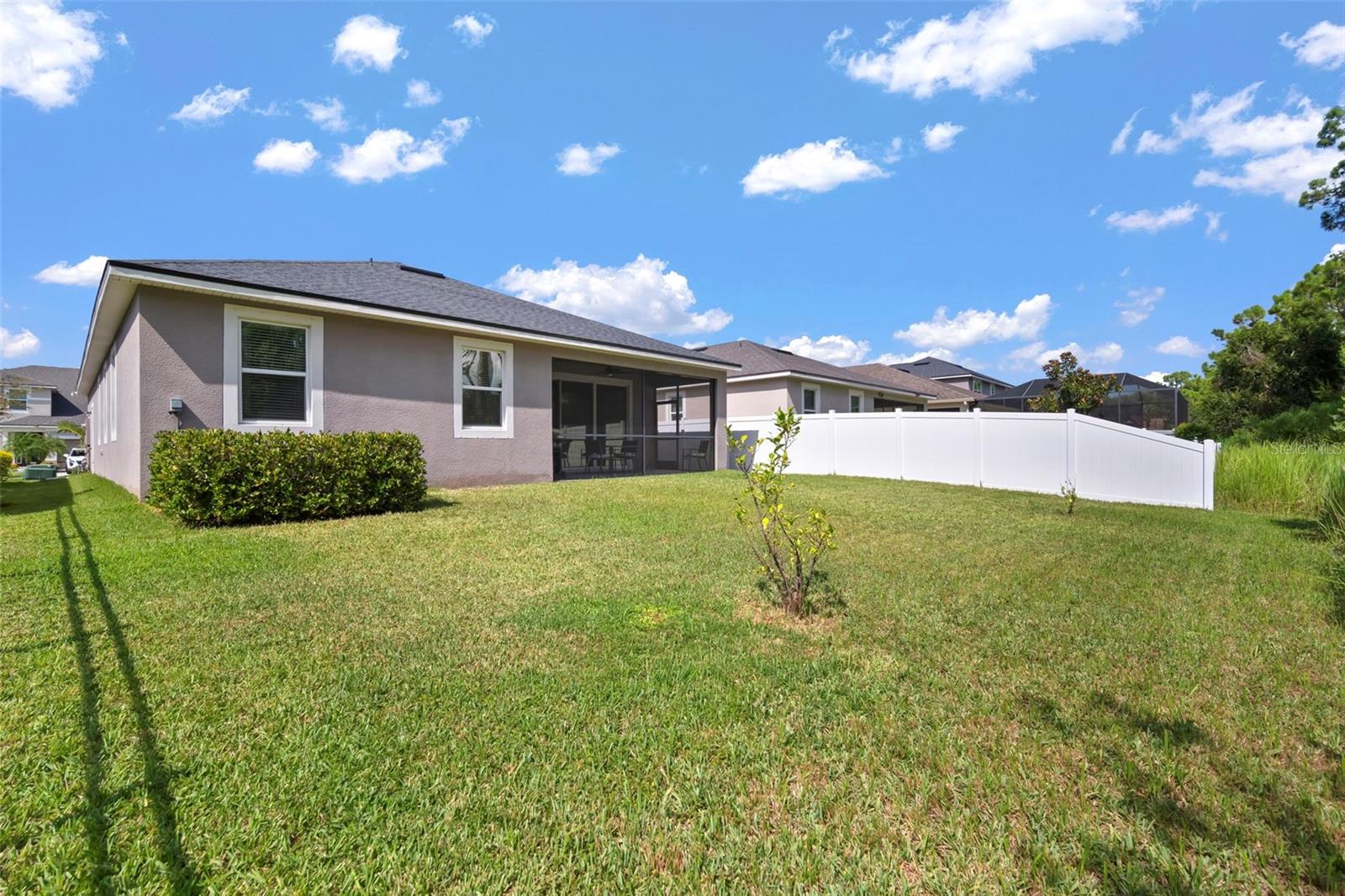 Listing photo id 37 for 13223 Baby Belle Drive
