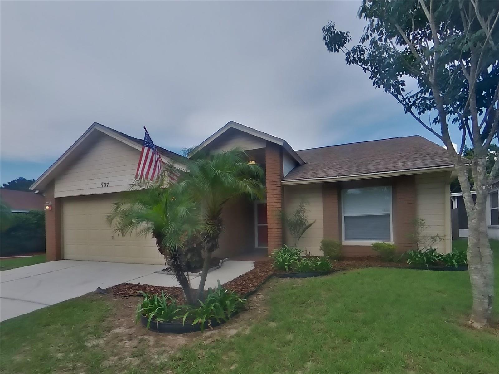 Details for 707 Sand Ridge Drive, VALRICO, FL 33594