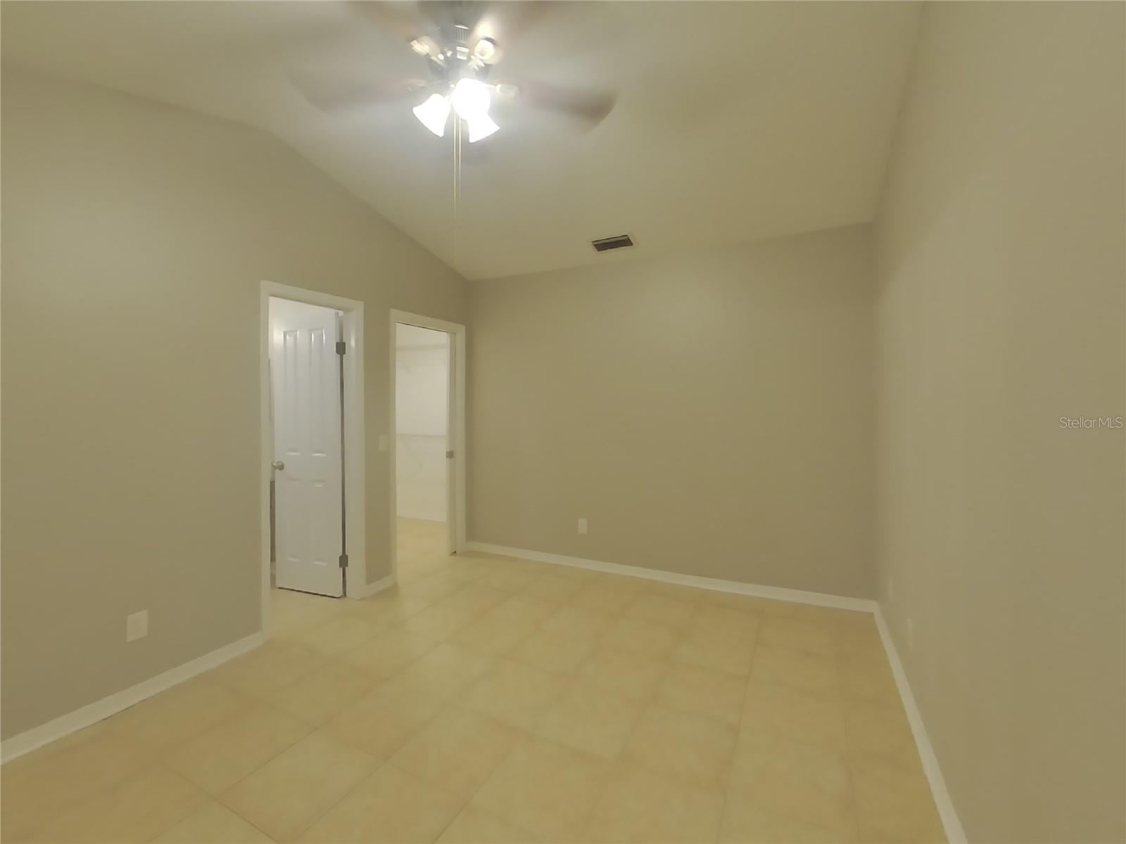 Image 7 of 16 For 707 Sand Ridge Drive