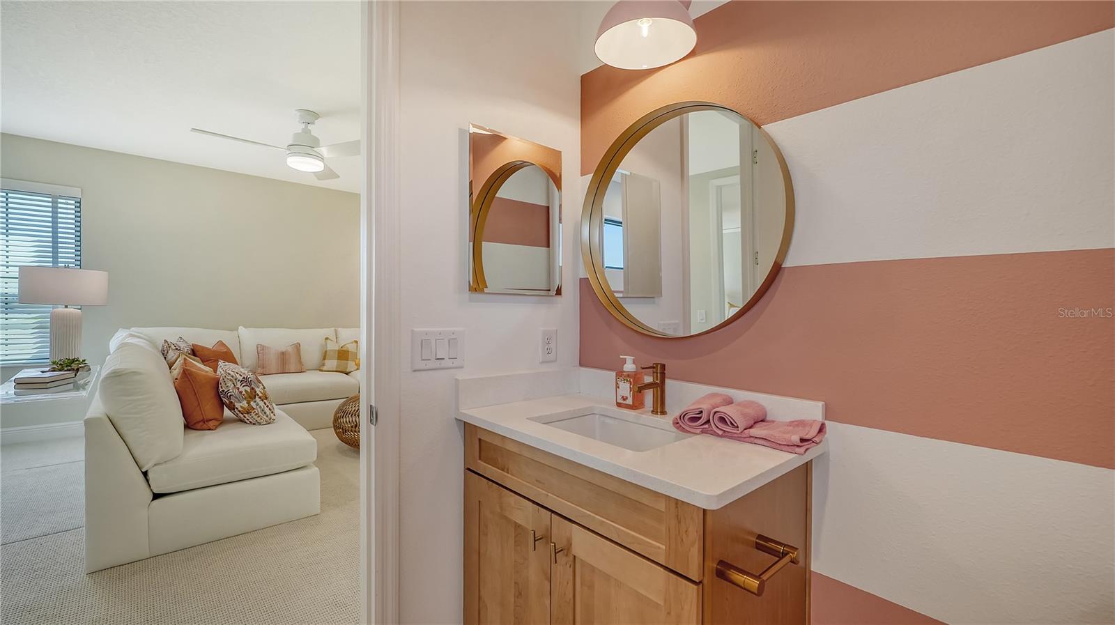 Image 34 of 38 For 413 Alberata Way
