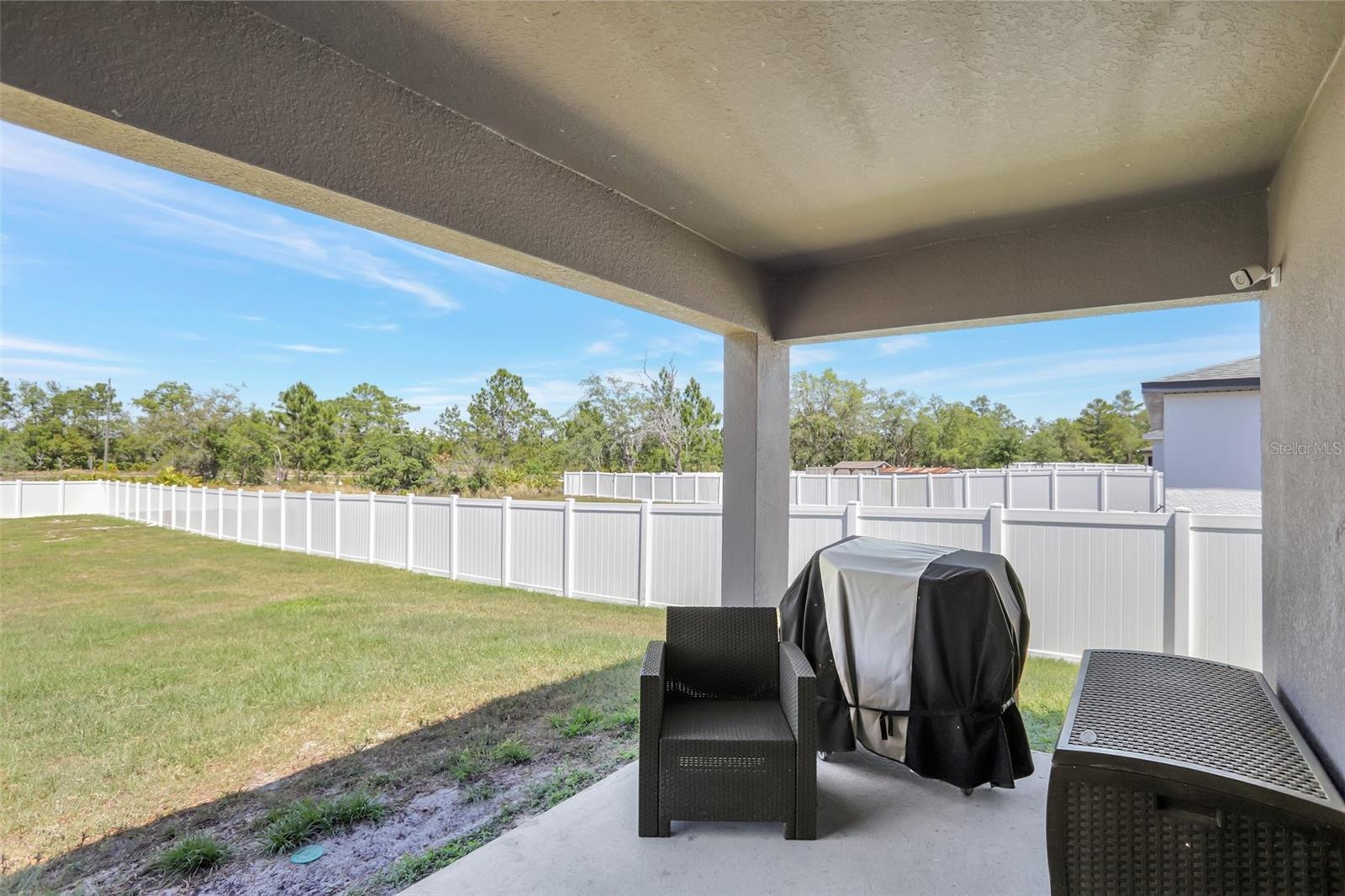 Image 40 of 62 For 329 Aster Court