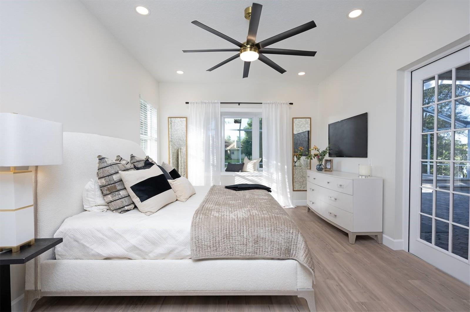 Listing photo id 13 for 10346 Abbotsford Drive