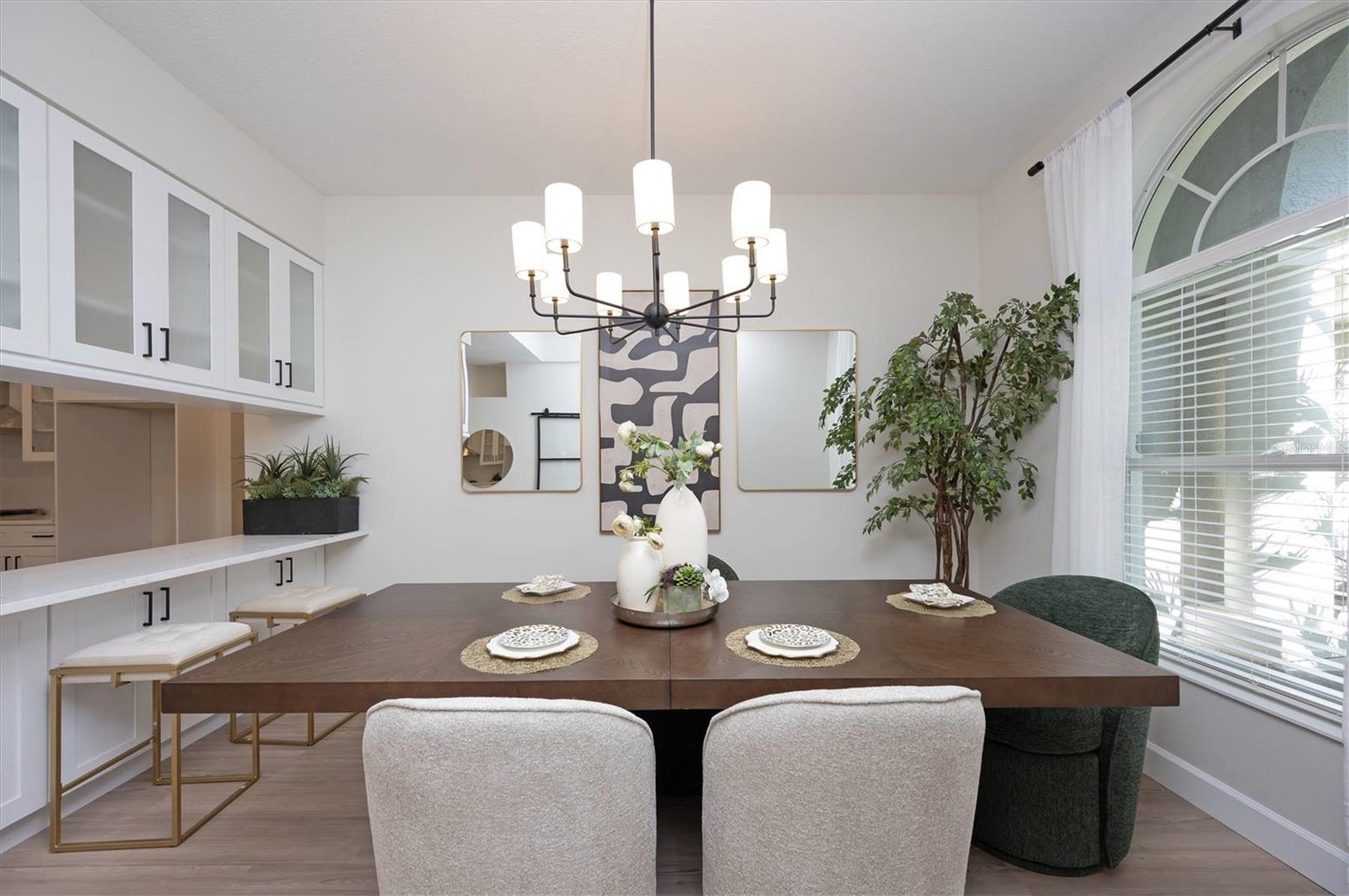 Listing photo id 7 for 10346 Abbotsford Drive